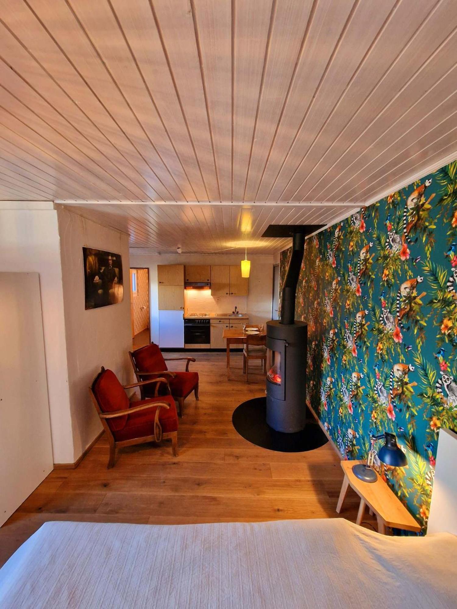 Kunstplanet Im Herzen Der Alpen Am Planetenweg Visp Exterior foto